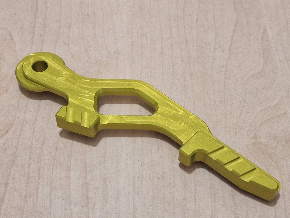 RETRO ARMS